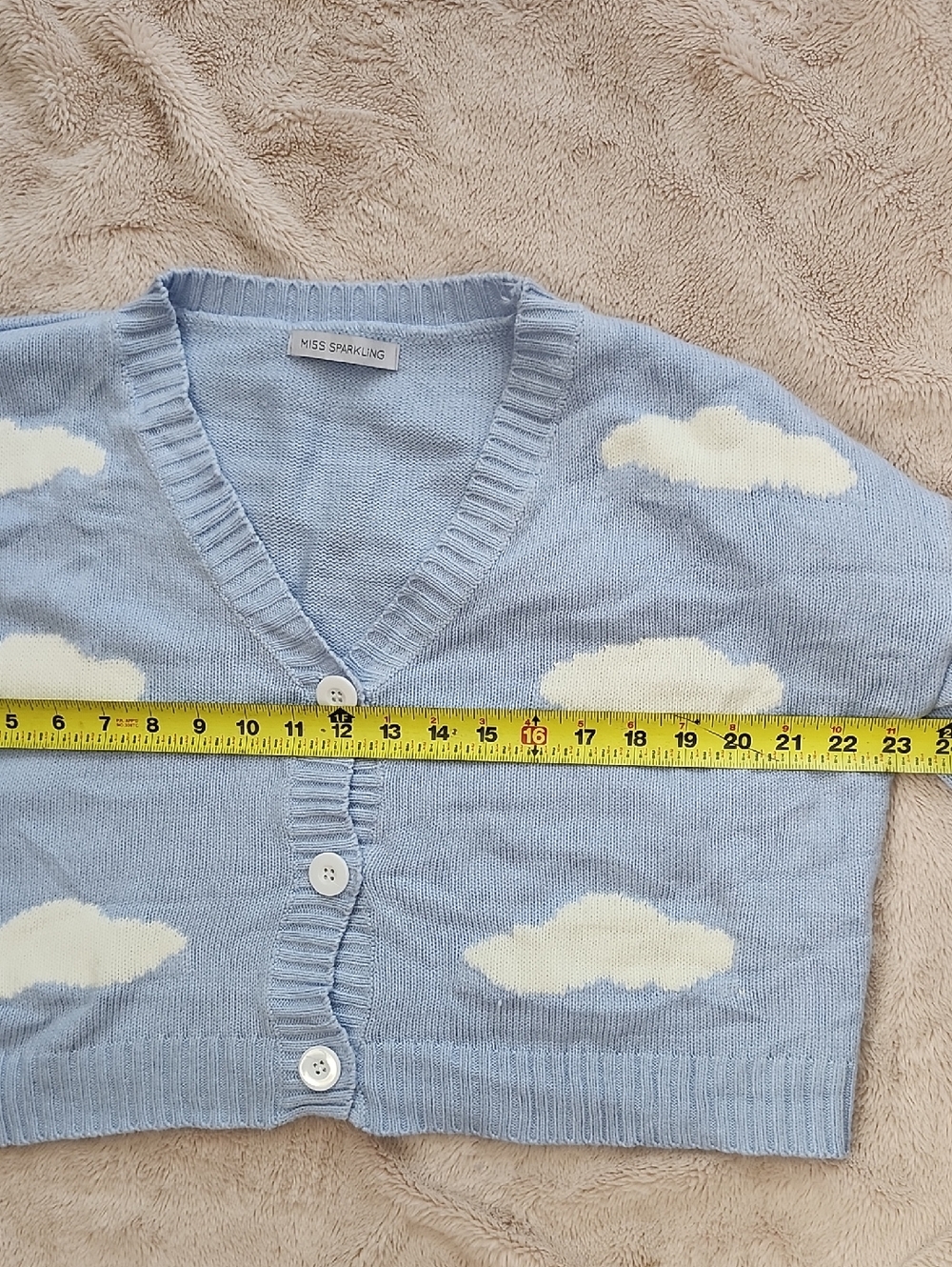 Cropped Cloud Pattern V-Neck Cardigan Light Blue, L - Picture 9 of 10